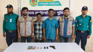 খুলনায় পৃথক অভিযানে অস্ত্র উদ্ধার, গ্রেপ্তার ২