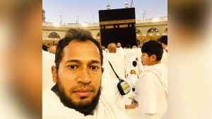 জেদ্দায় আটকা মুশফিক, ফিরছেন কবে?