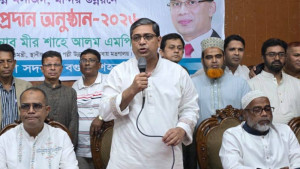 ভোটের কালি শুকানোর আগে নির্বাচনী অঙ্গীকার বাস্তবায়ন করেছেন প্রধানমন্ত্রী : প্রতিমন্ত্রী শাহে আলম
