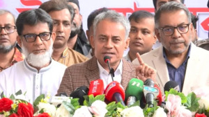 ১৫ মার্চ থেকে গণপরিবহনকে পর্যাপ্ত জ্বালানি দেয়ার অঙ্গীকার সড়ক পরিবহনমন্ত্রীর