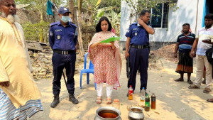 ফরিদপুরে ভেজাল মধু তৈরি, ব্যবসায়ীকে জরিমানা