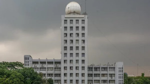 তিন বিভা‌গে বজ্রবৃষ্টির শঙ্কা