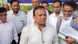 নির্ধারিত ভাড়া থেকে ১০ শতাংশ লঞ্চ ভাড়া কমেছে: নৌ প্রতিমন্ত্রী