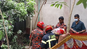 ফরিদপুরে সেপটিক ট্যাংক থেকে বৃদ্ধার লাশ উদ্ধার